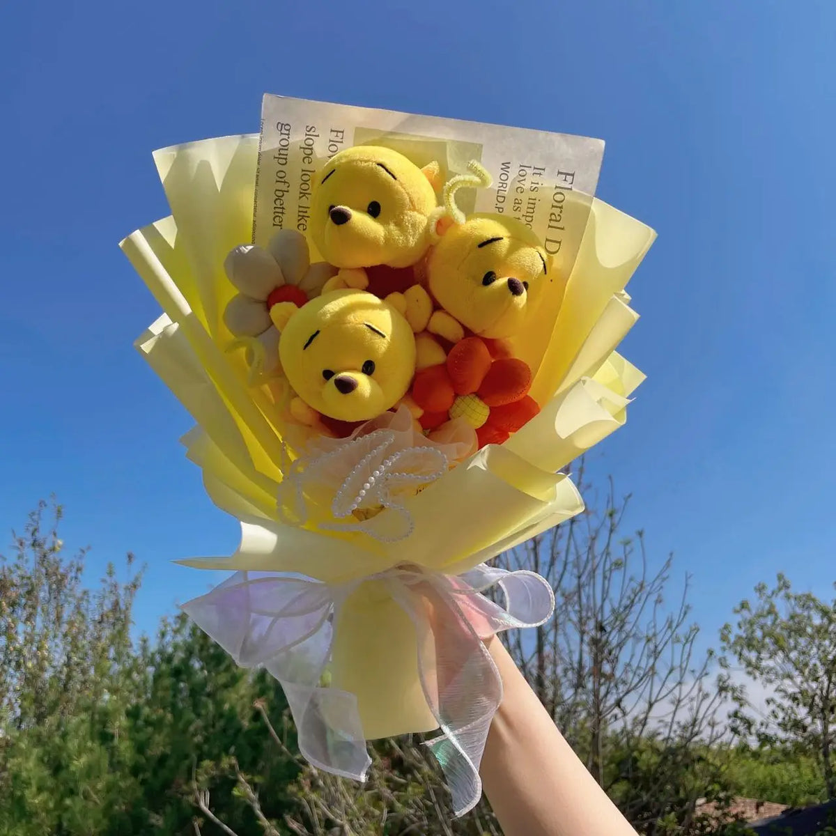 Cartoon Winnie the Pooh Plush Doll Toy Handmade Flower Bouquet Wedding Valentine's Day Christmas Graduation Gifts