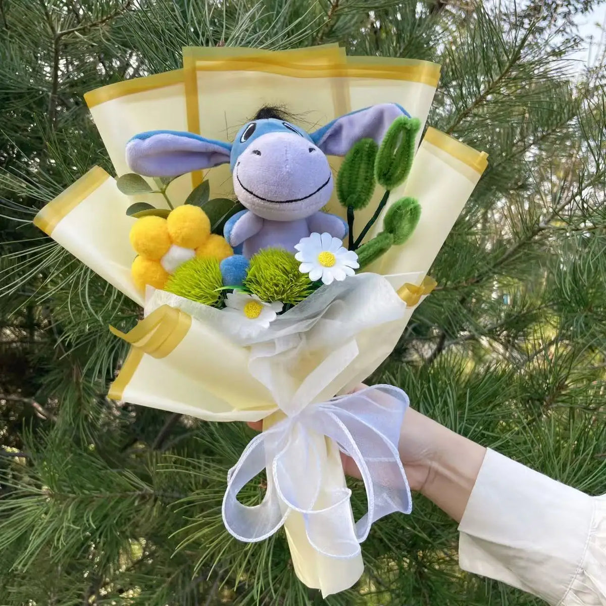 Cartoon Winnie the Pooh Plush Doll Toy Handmade Flower Bouquet Wedding Valentine's Day Christmas Graduation Gifts